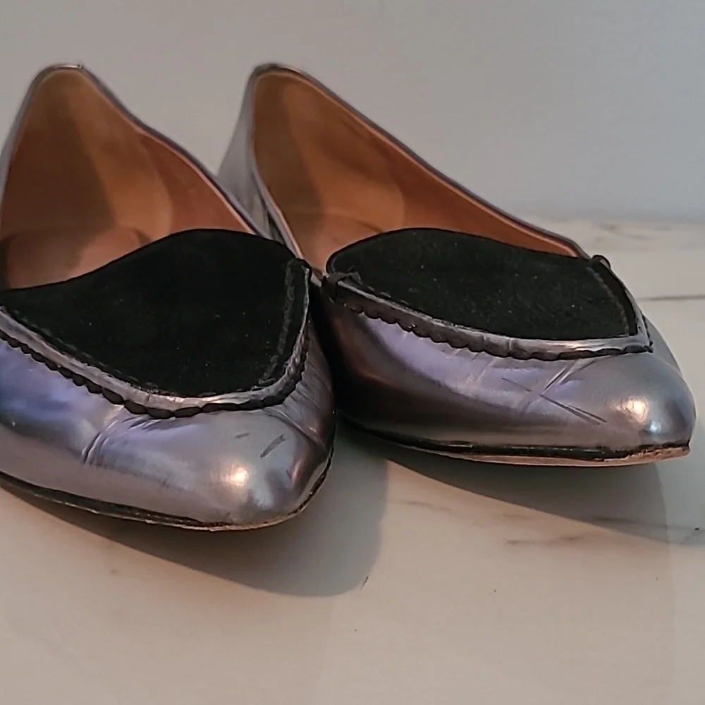 Coach Walsh Silver Metallic Mirror Leather Black Suede Pointed Toe Flats Shoes 6
